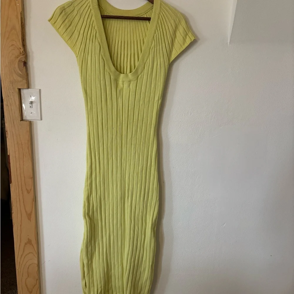 Bhome Elegant Yellow Ribbed Dress - Picture 2 of 6